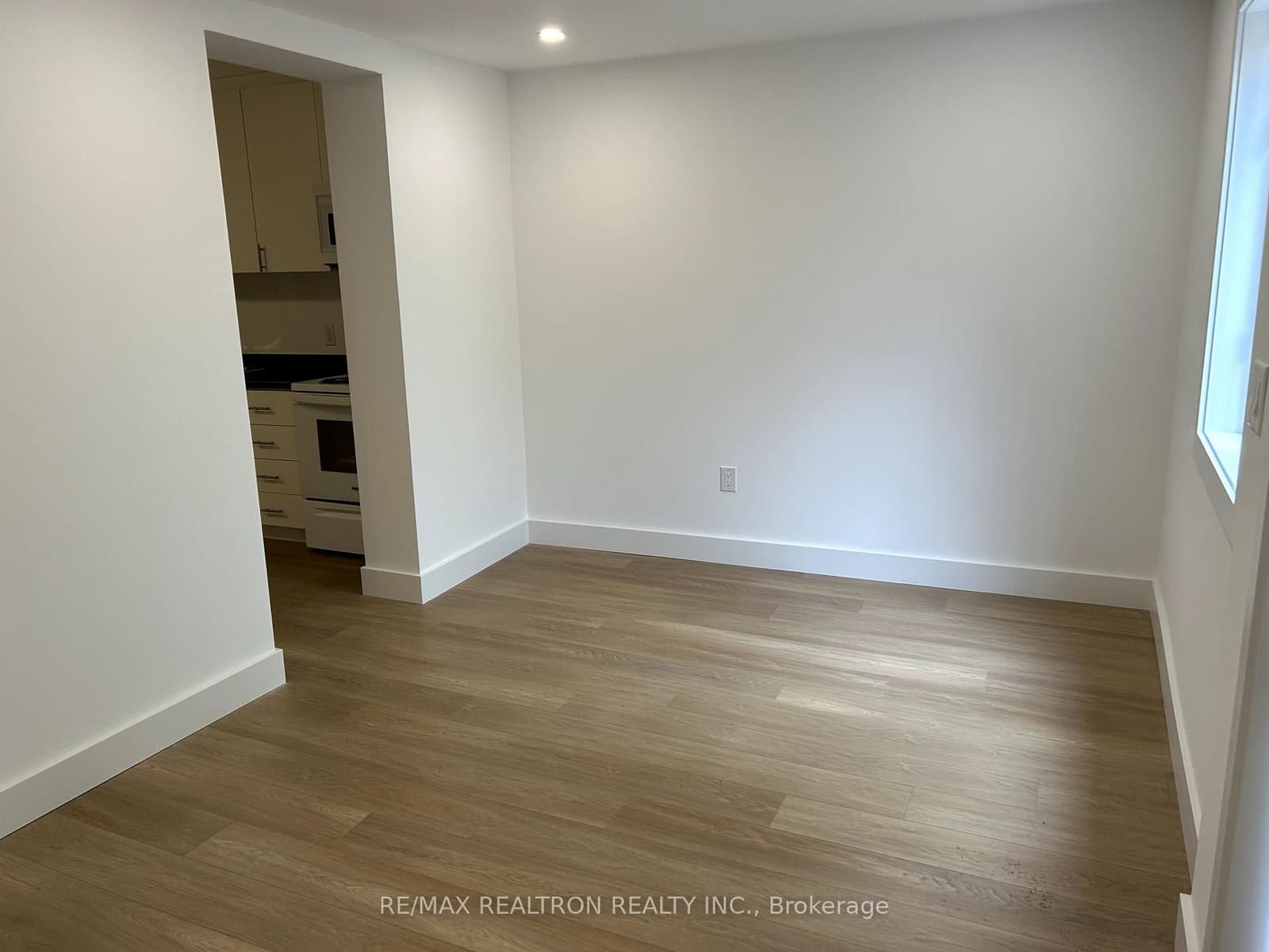 1293 Gerrard Street E, Unit 1 - Image 2