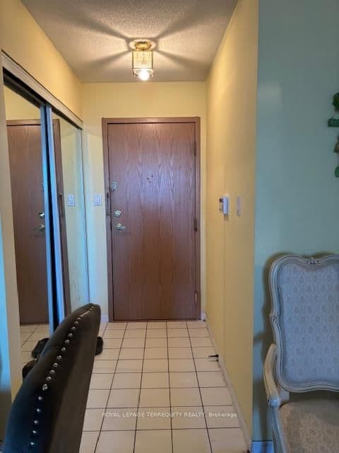 88 Corporate Drive, Unit 316 - Image 2