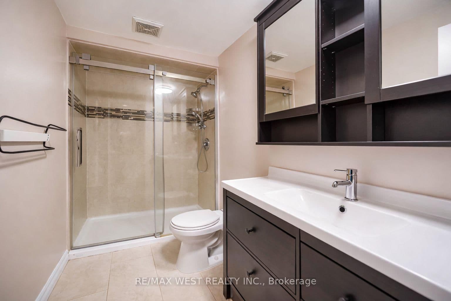 114 Courtlands Drive - Image 5