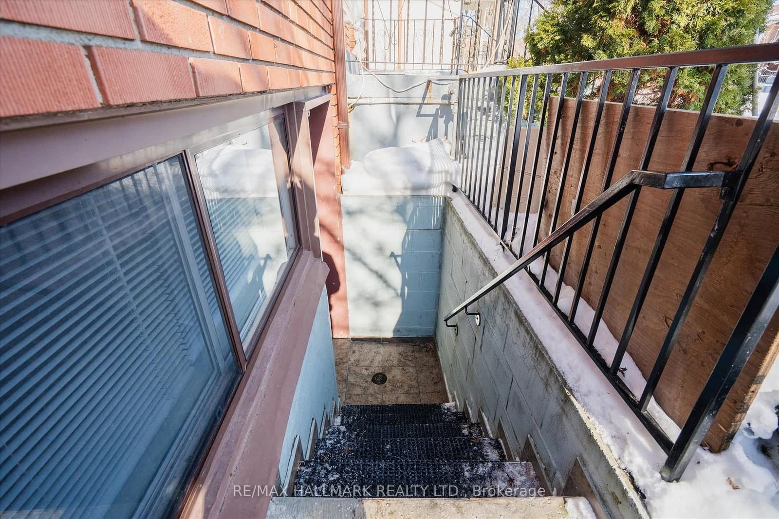 224 Pickering Street, Unit Lower 1 - Image 3