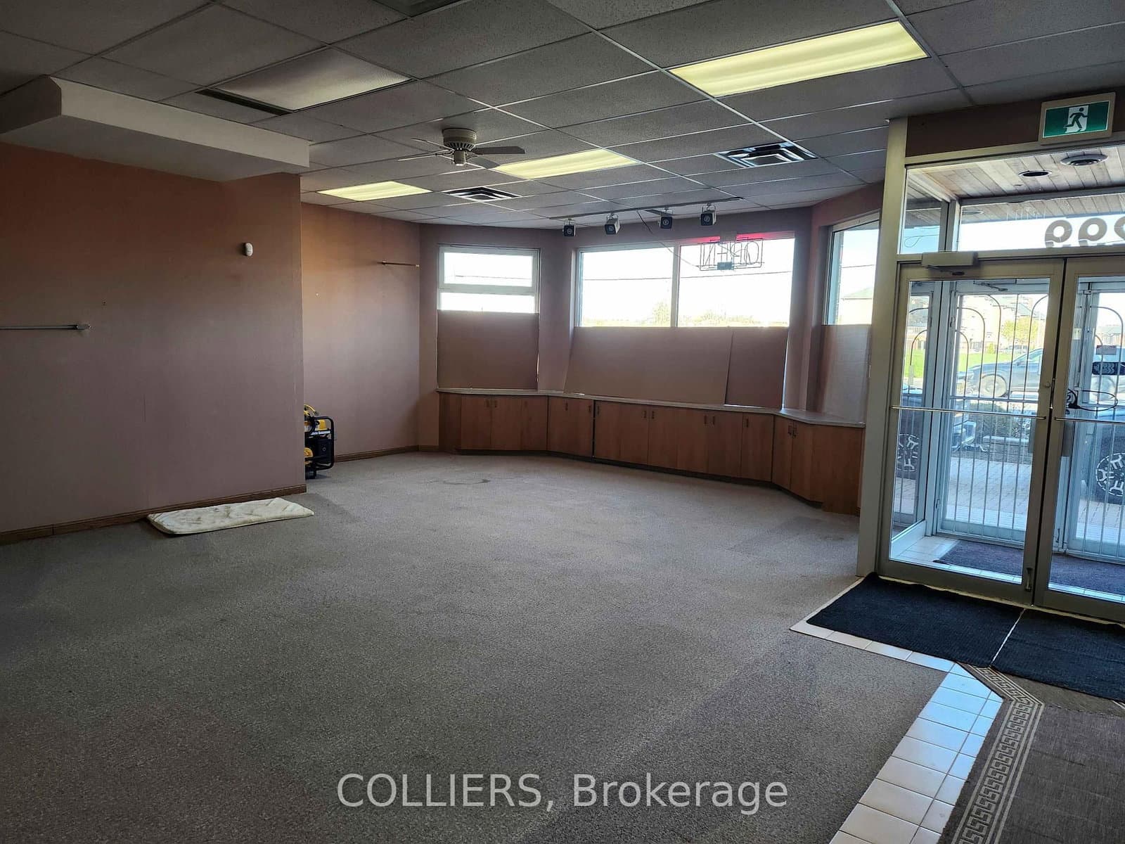 299 Danforth Road - Image 4
