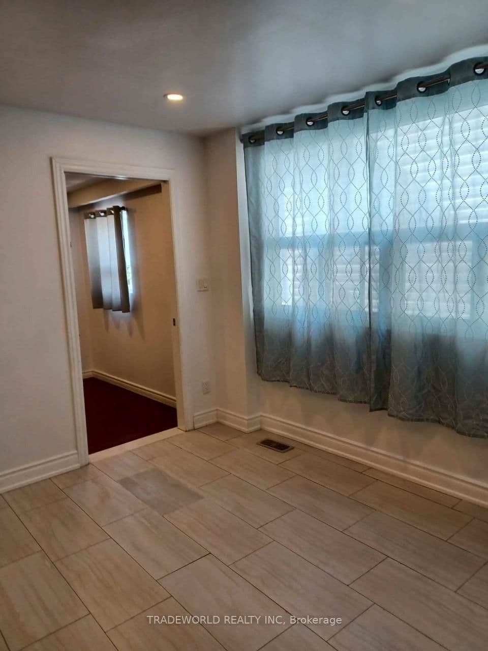 765 Gerrard Street E, Unit Main Fl - Image 4