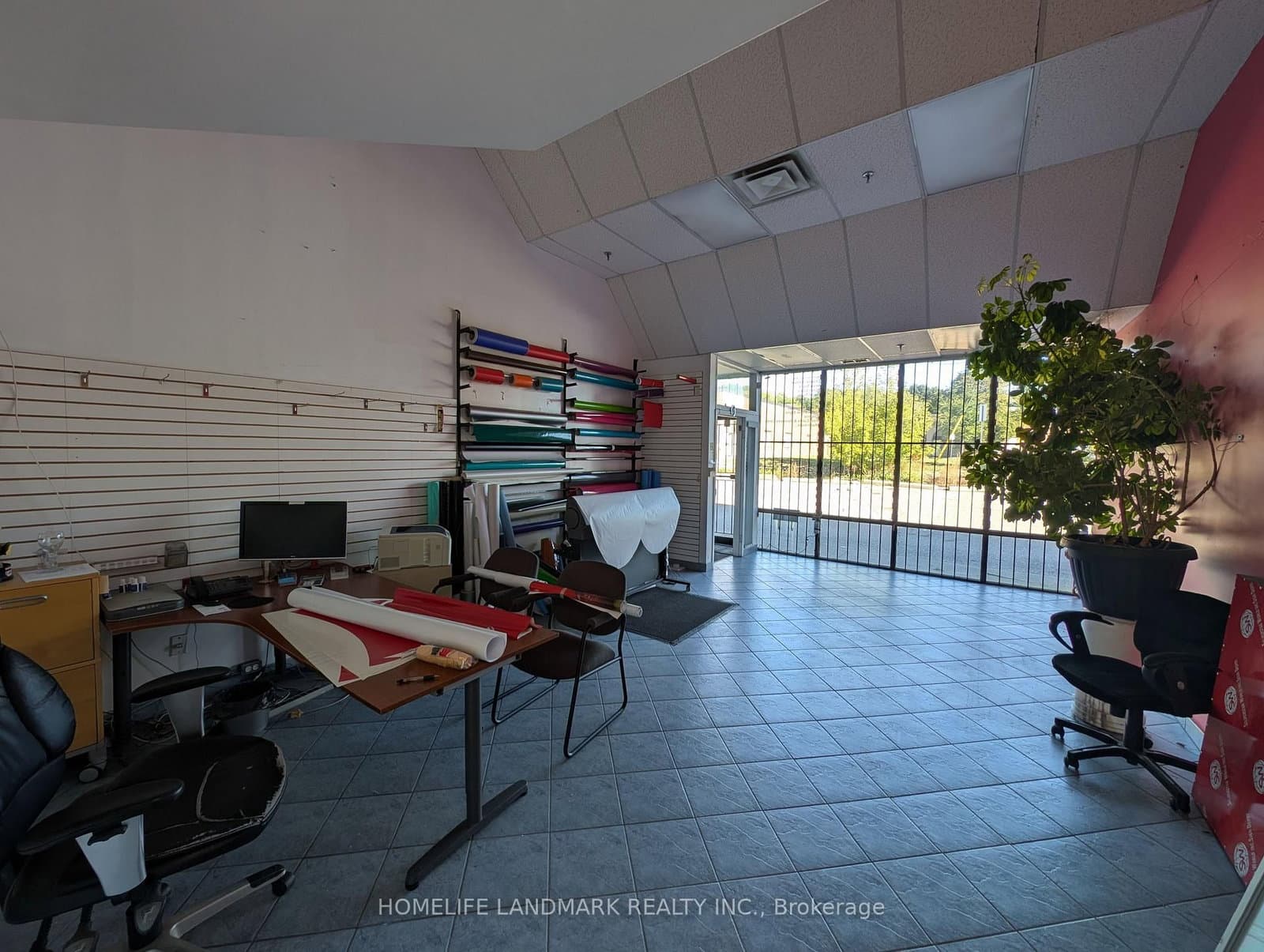 50 Weybright Court, Unit 19 - Image 3