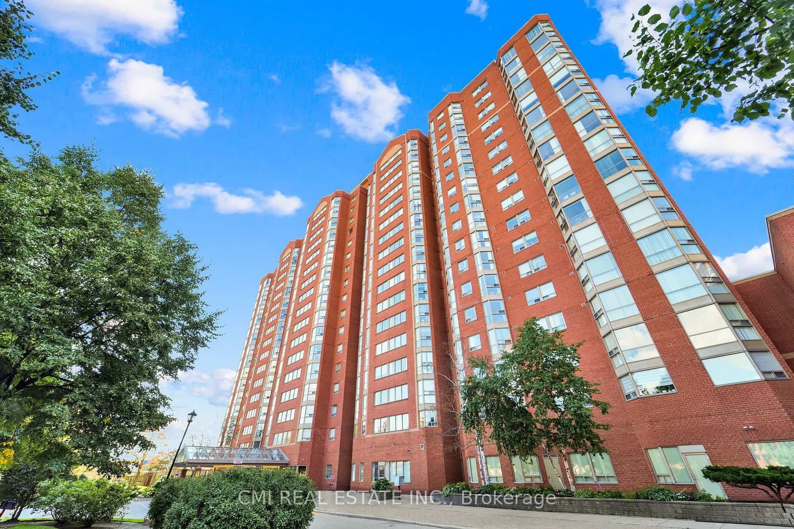 2466 Eglinton Avenue E, Unit 1510 - Image 2