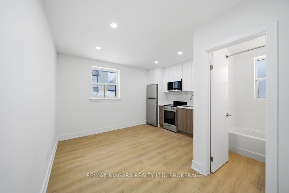 995 O'connor Drive - Image 4