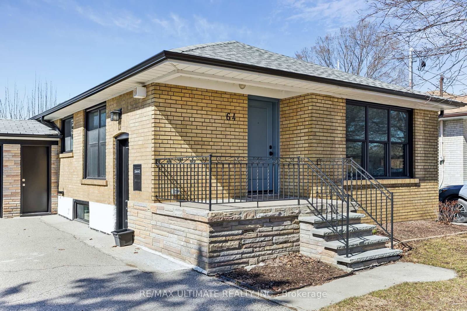 64 Hart Avenue - Image 1