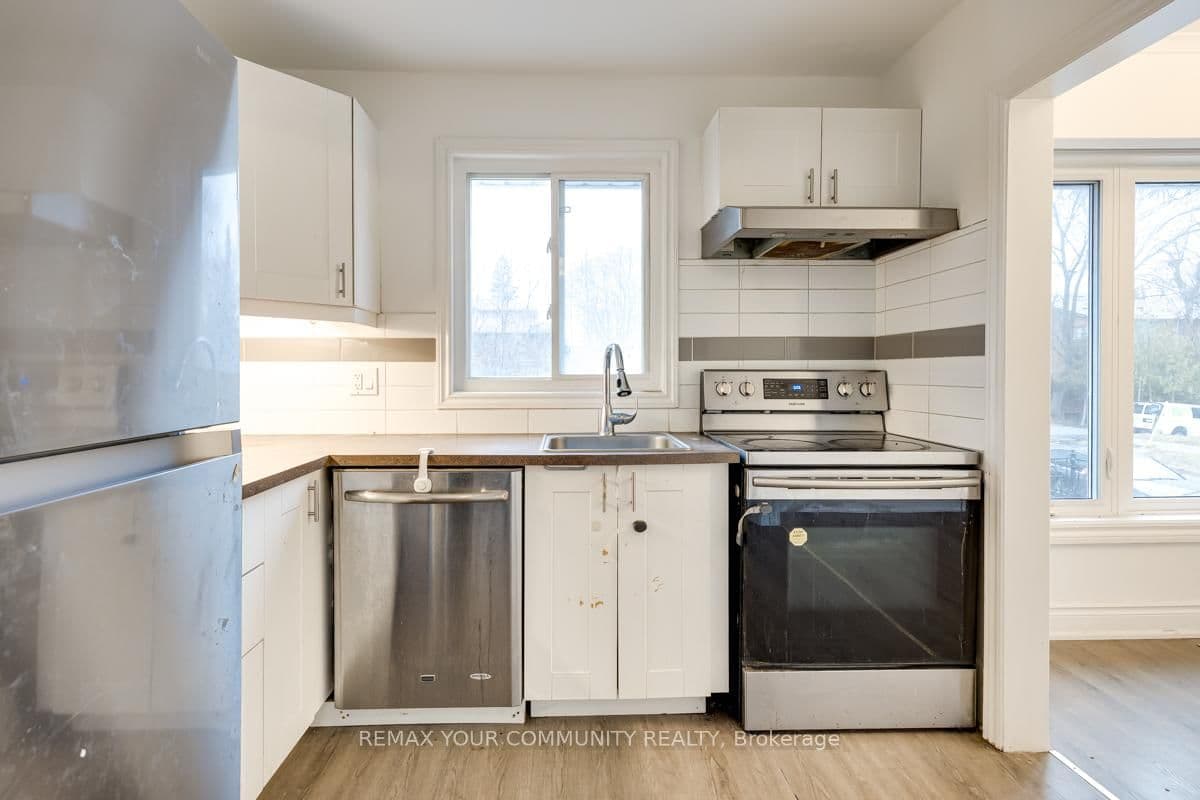 240 Markham Road, Unit ENTIRE PROPERTY - Image 6