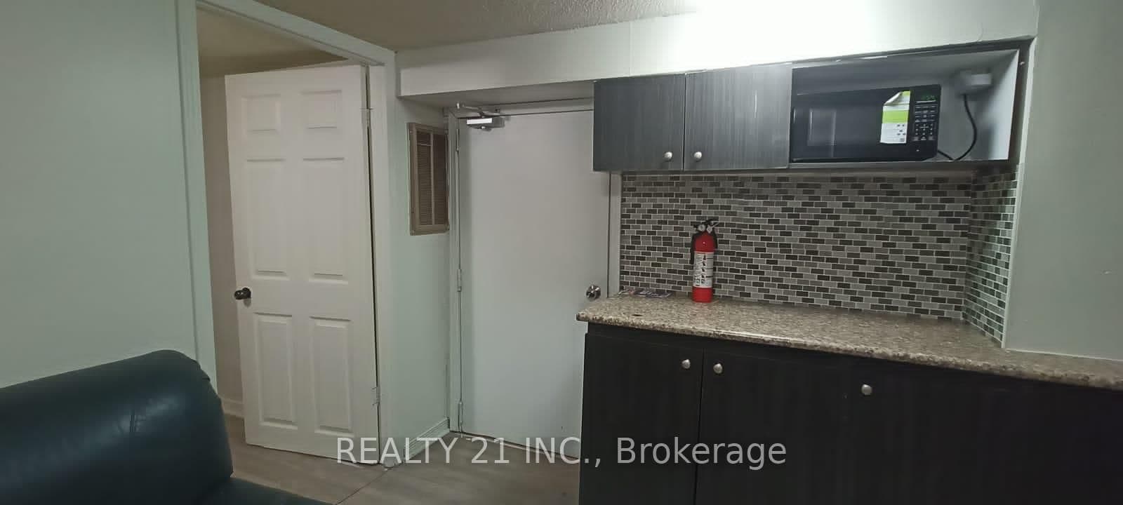 571 Danforth Road, Unit Basement - Image 4