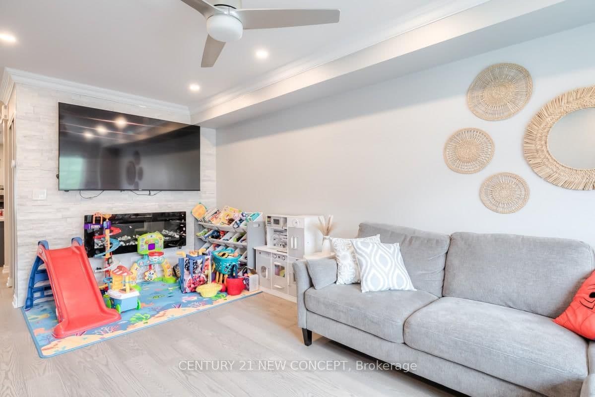 735 Sheppard Avenue, Unit 33 - Image 5