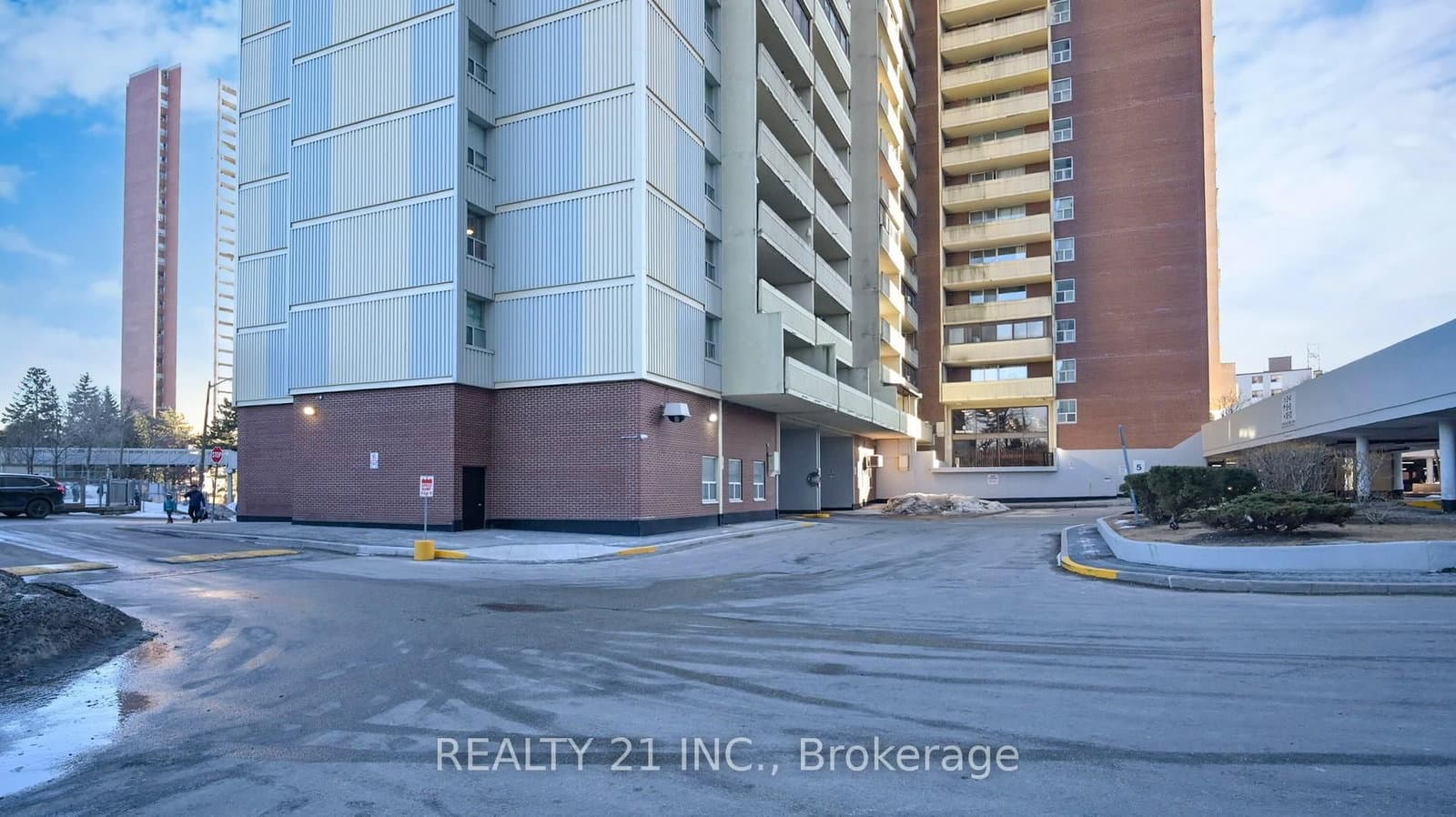5 Massey Square, Unit 2103 - Image 5