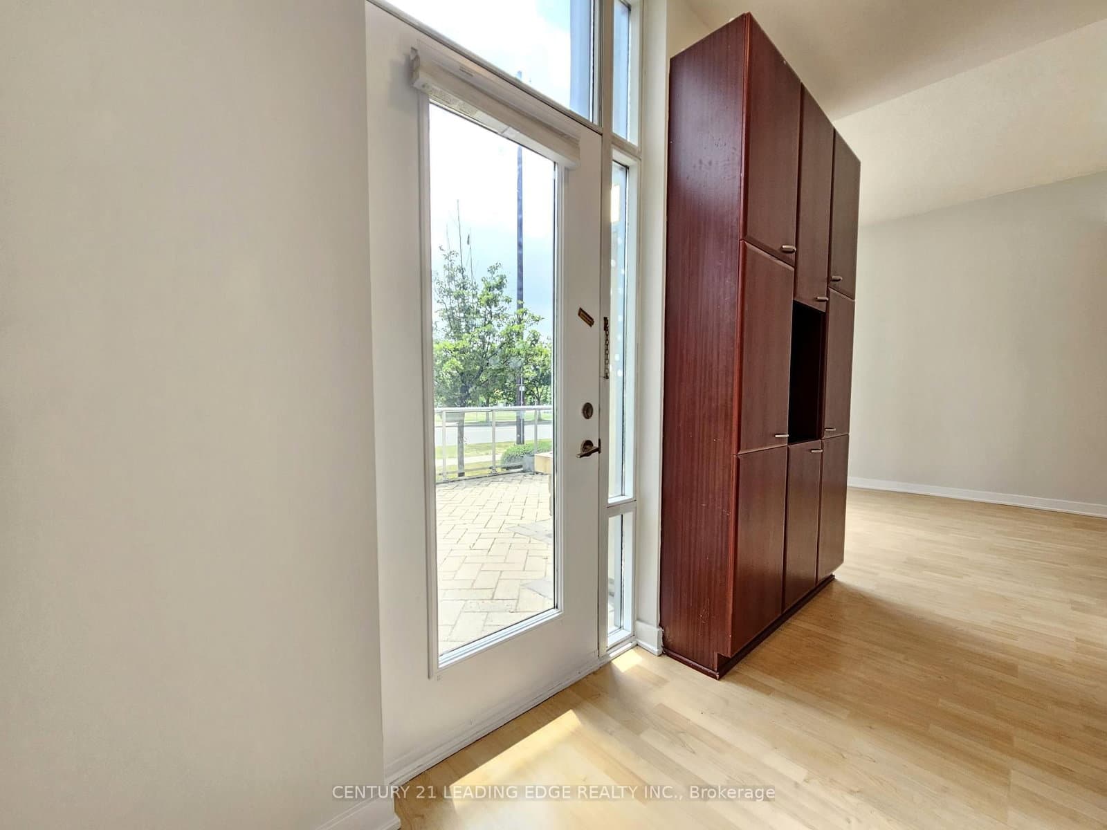 38 Lee Centre Drive, Unit TH120 - Image 4