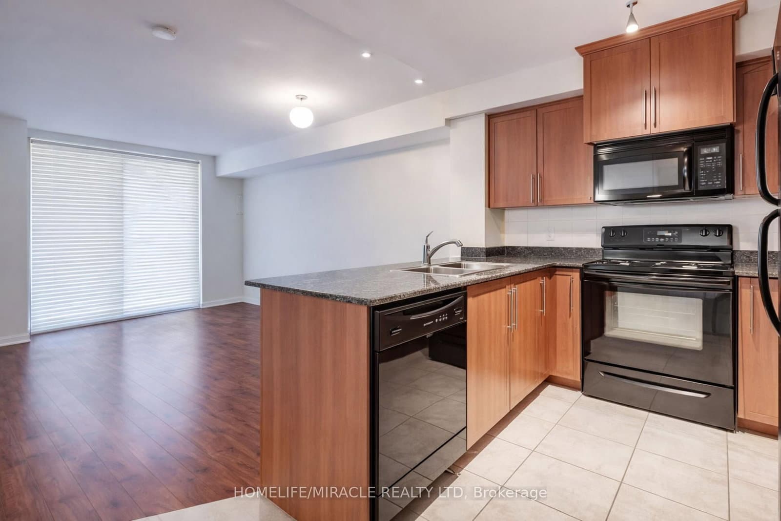 8 Rosebank Drive, Unit 5K - Image 5