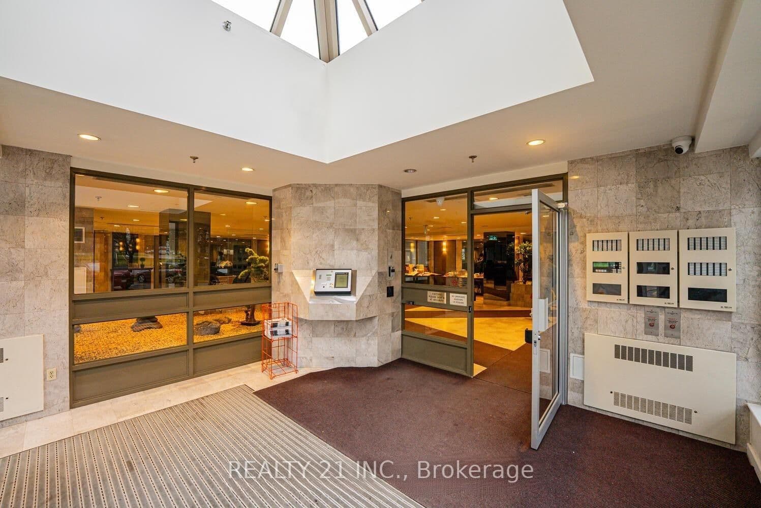 3233 Eglinton Avenue E, Unit 1107 - Image 2