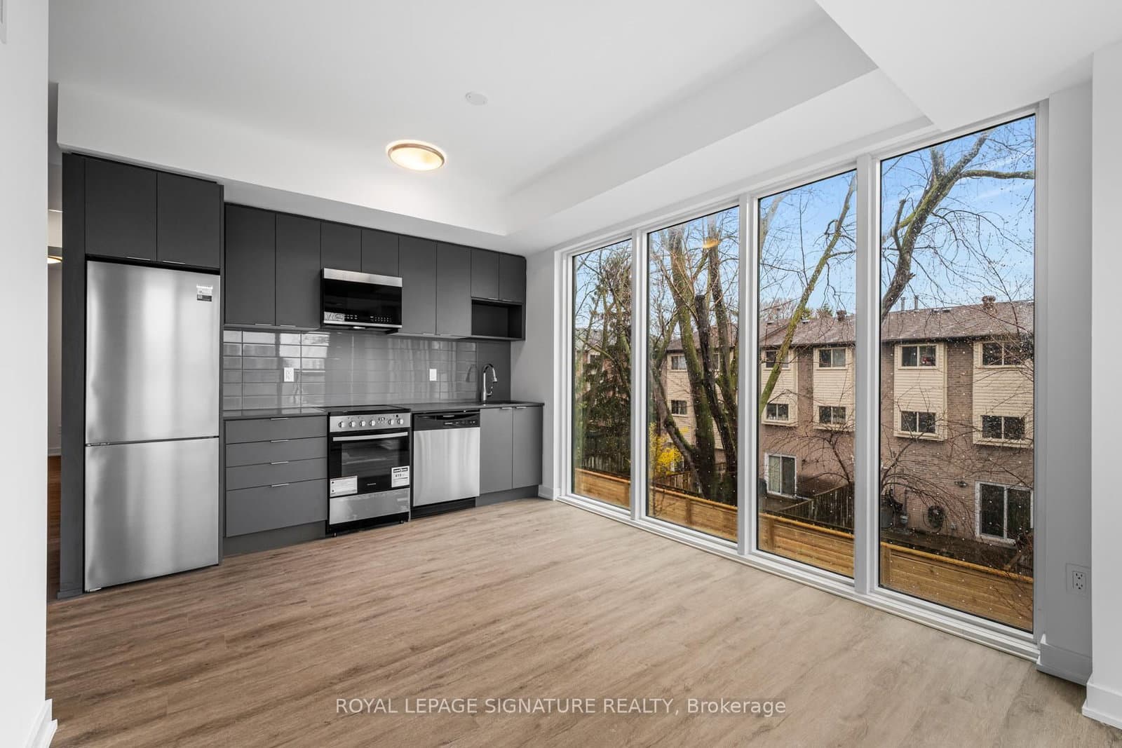 4569 Kingston Road, Unit 211 - Image 1