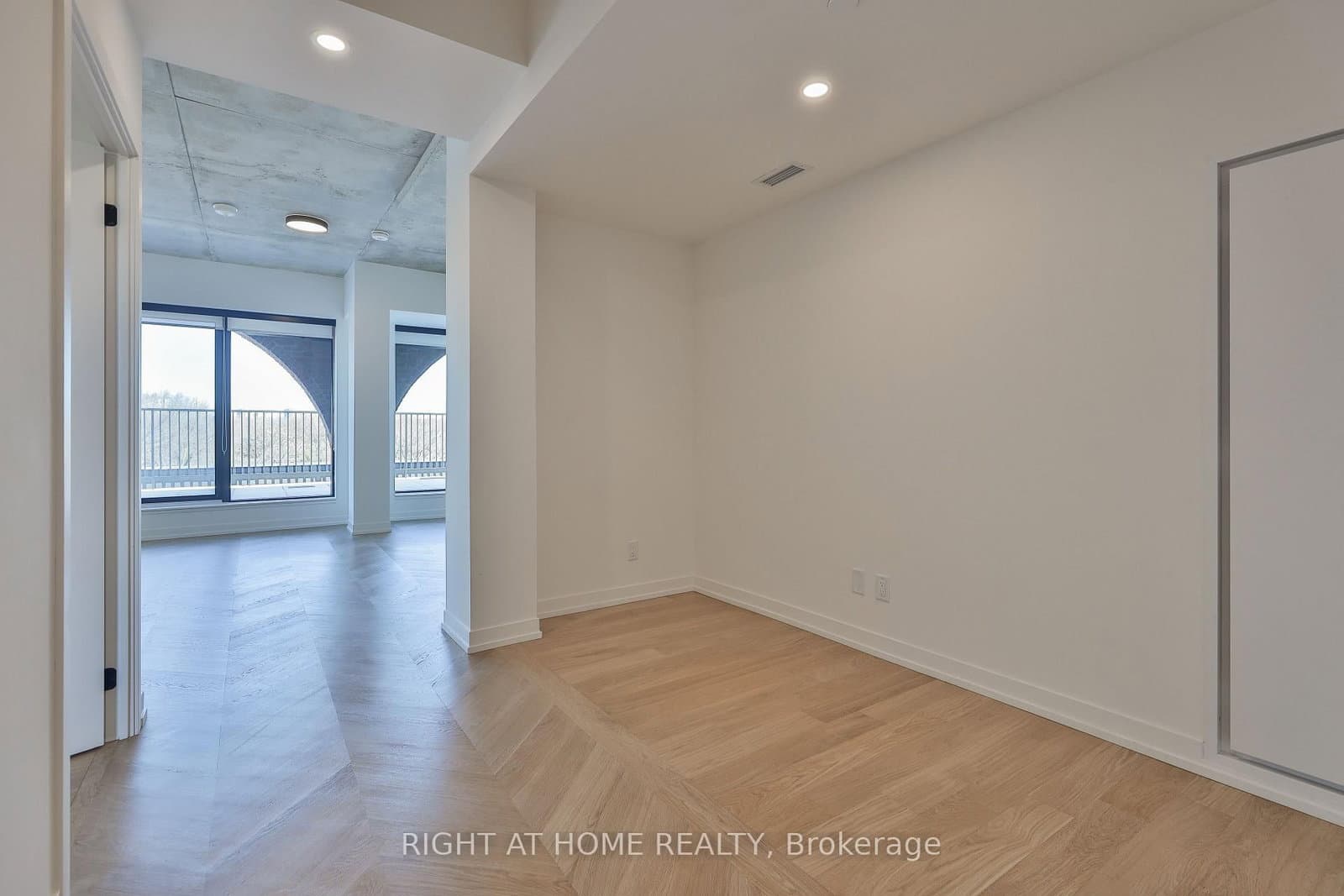 761 Queen Street E, Unit 602 - Image 6