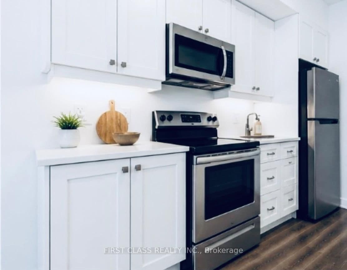 50 Lakebreeze Drive, Unit 330 - Image 2