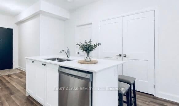 50 Lakebreeze Drive, Unit 330 - Image 5