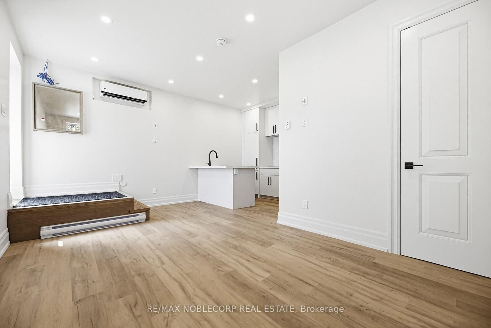 108 Enderby Road, Unit 5 - Image 4