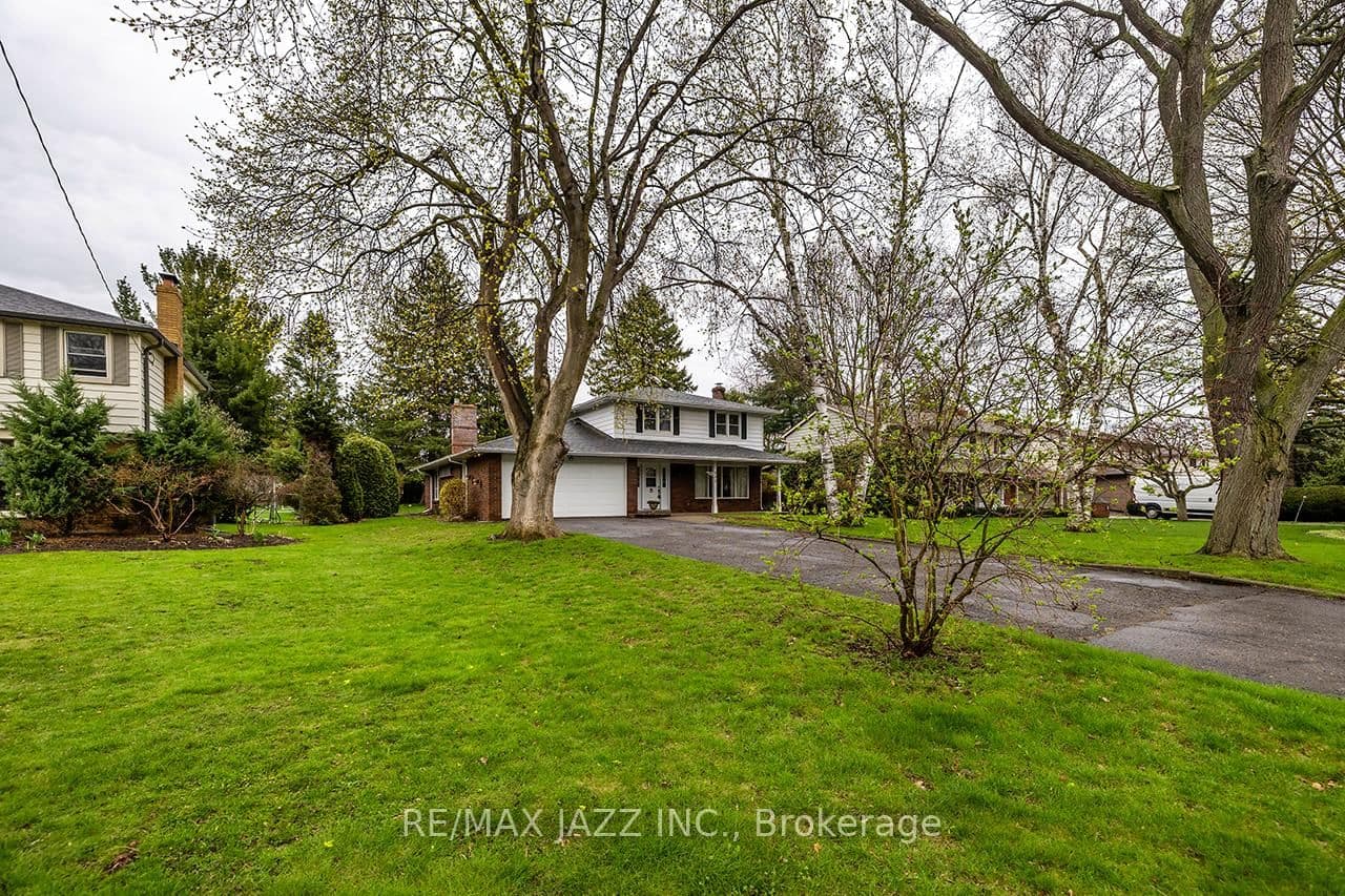 233 Wellington Street - Image 5