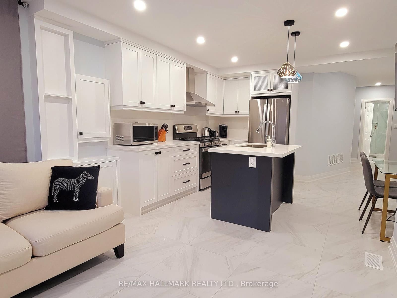 434 Victoria Park Avenue - Image 4