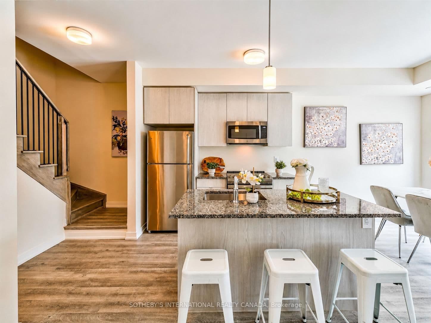 2550 Castlegate Crossing, Unit 419