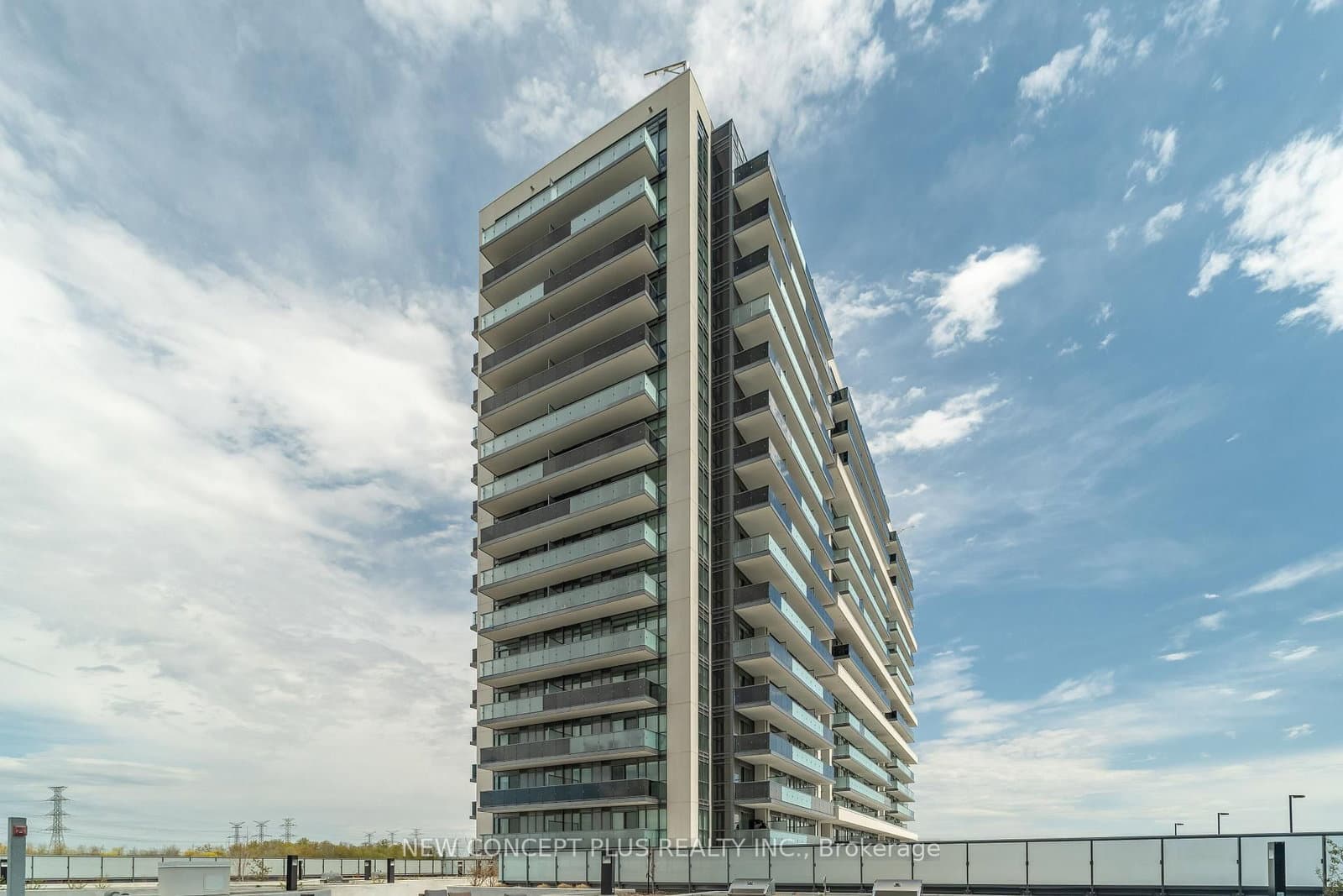 #622 - 2545 Simcoe Street N