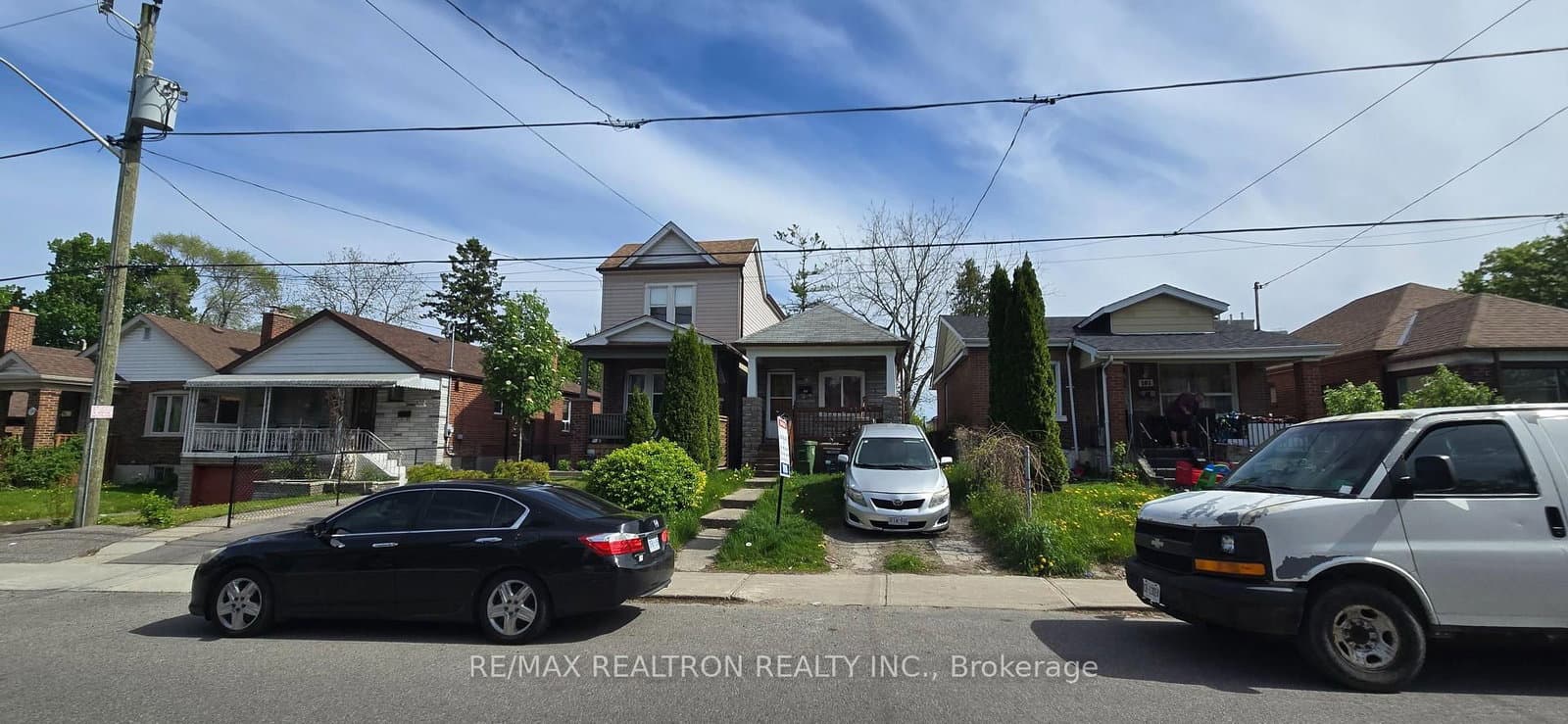 103 Denton Avenue - Image 3