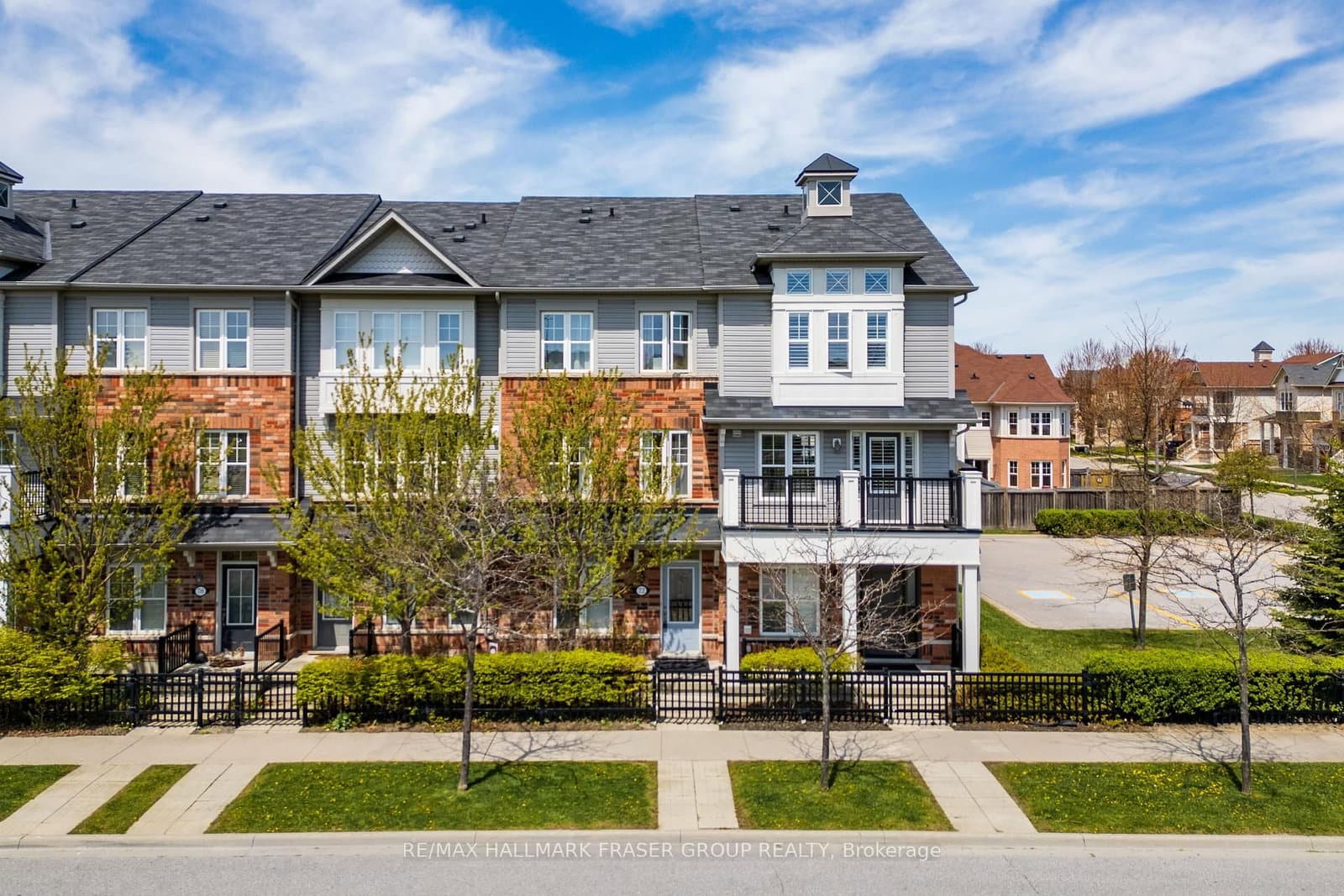 72 Harbourside Drive - Image 1