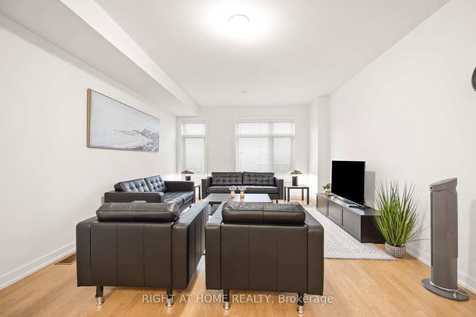 1557 Midland Avenue - Image 5
