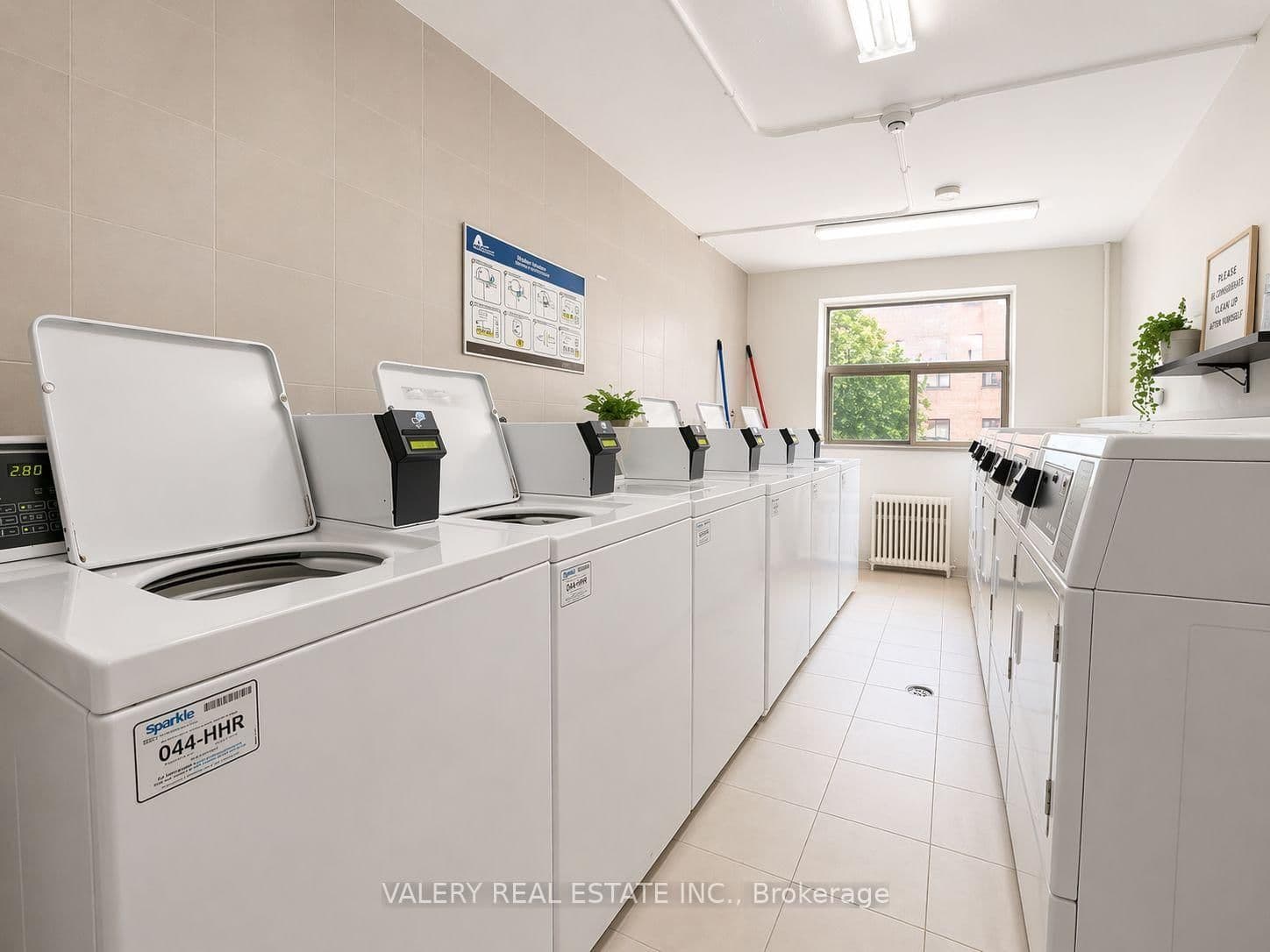 11 Glenburn Avenue, Unit 304 - Image 6