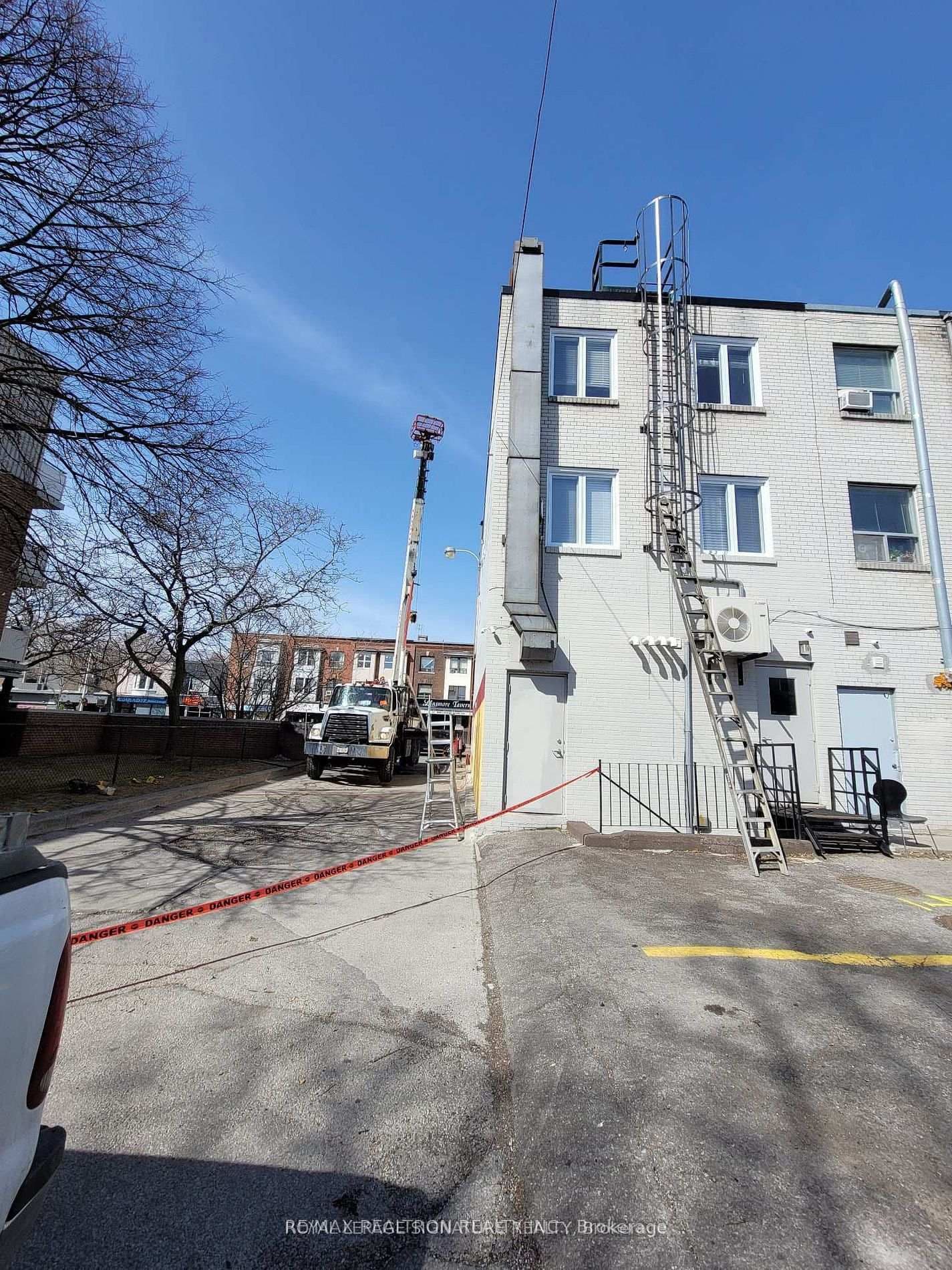 1299 Danforth Avenue - Image 5
