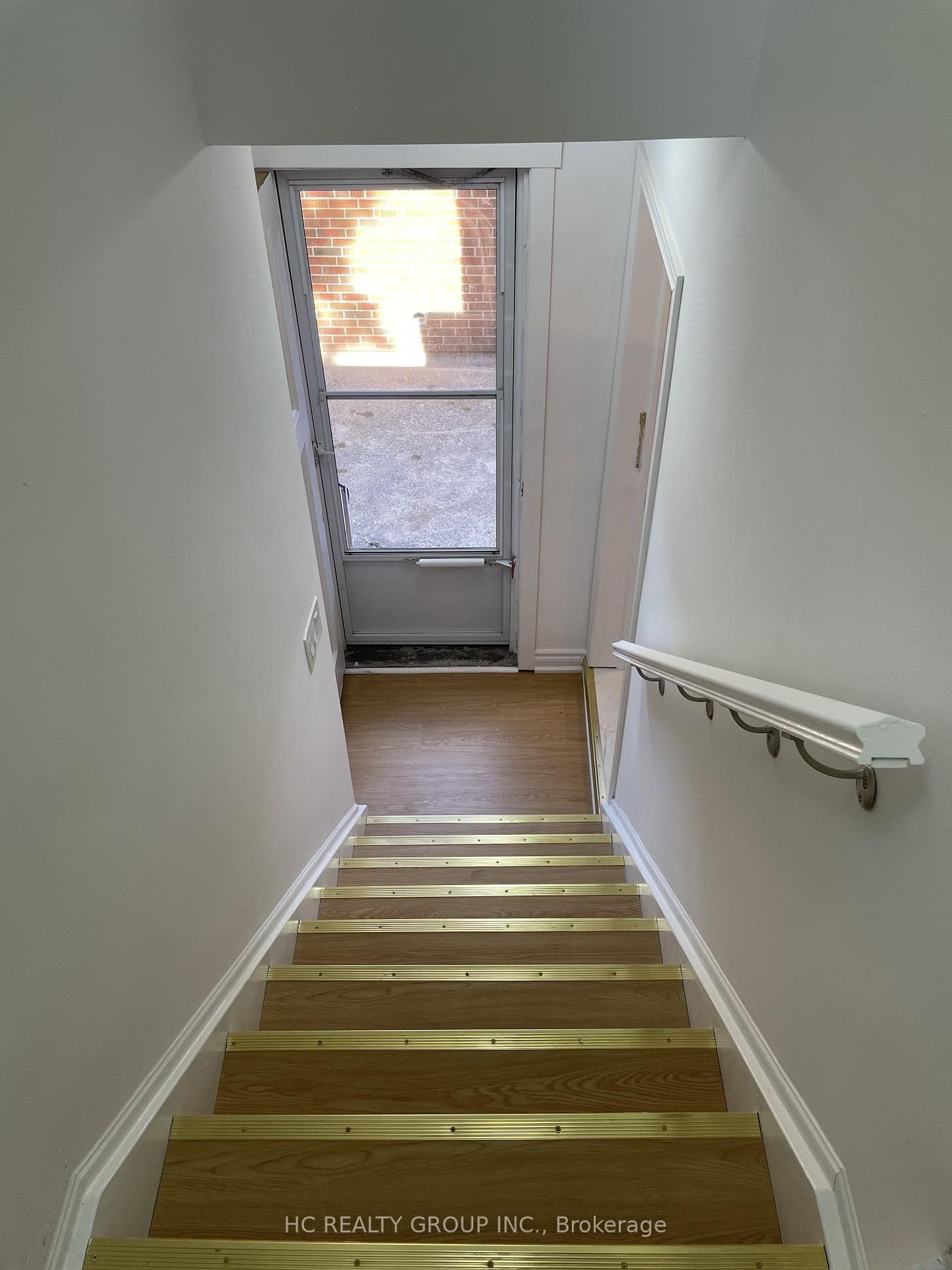 48 Torrens Avenue, Unit Upper - Image 3