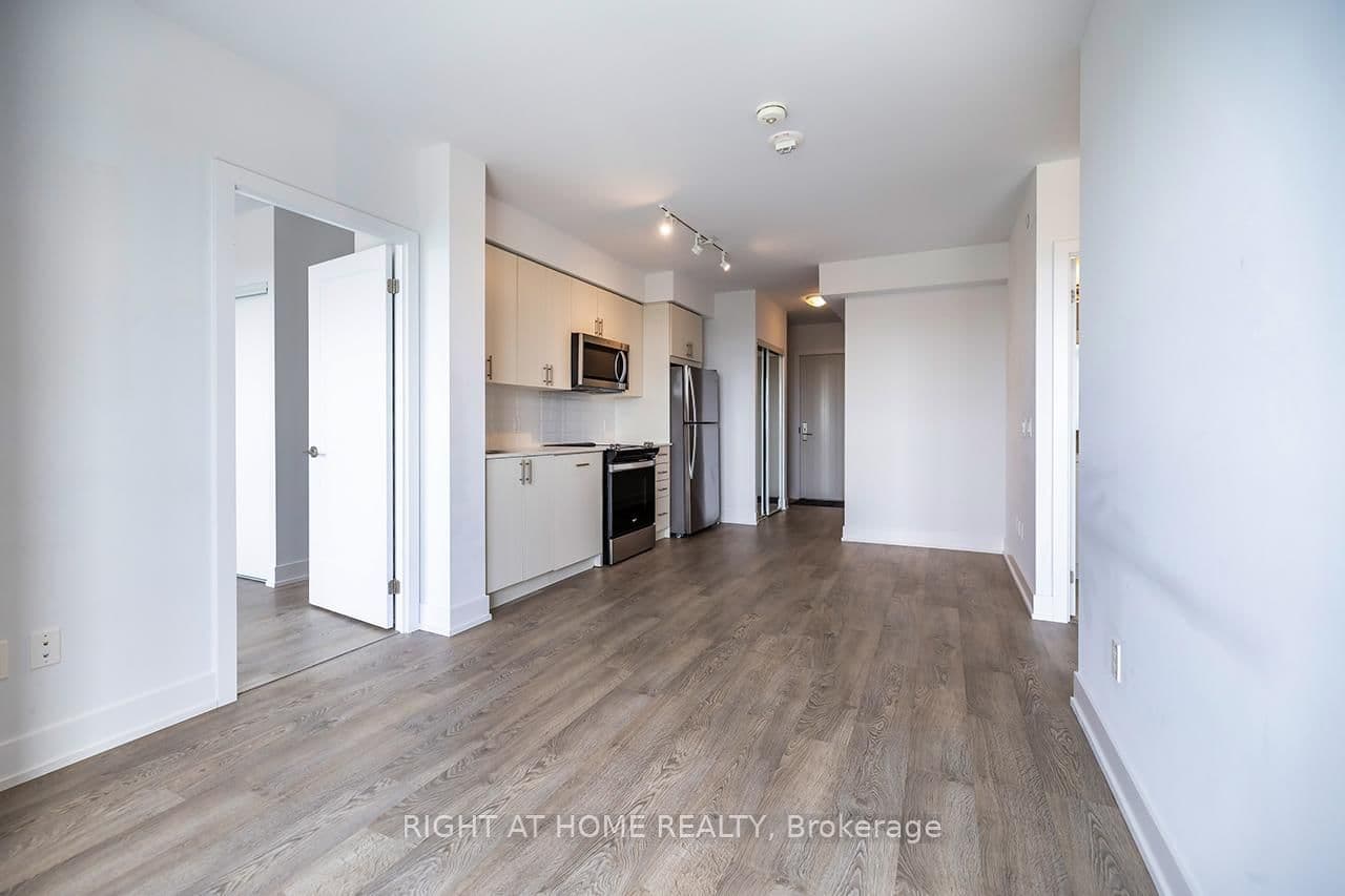 2550 Simcoe Street N, Unit 1804 - Image 3