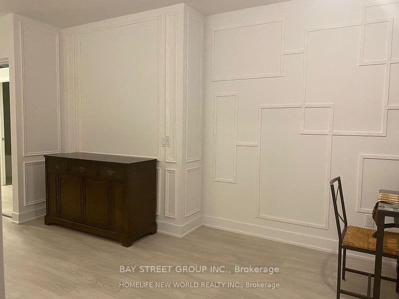 2545 N Simcoe Street N, Unit 2515 - Image 5