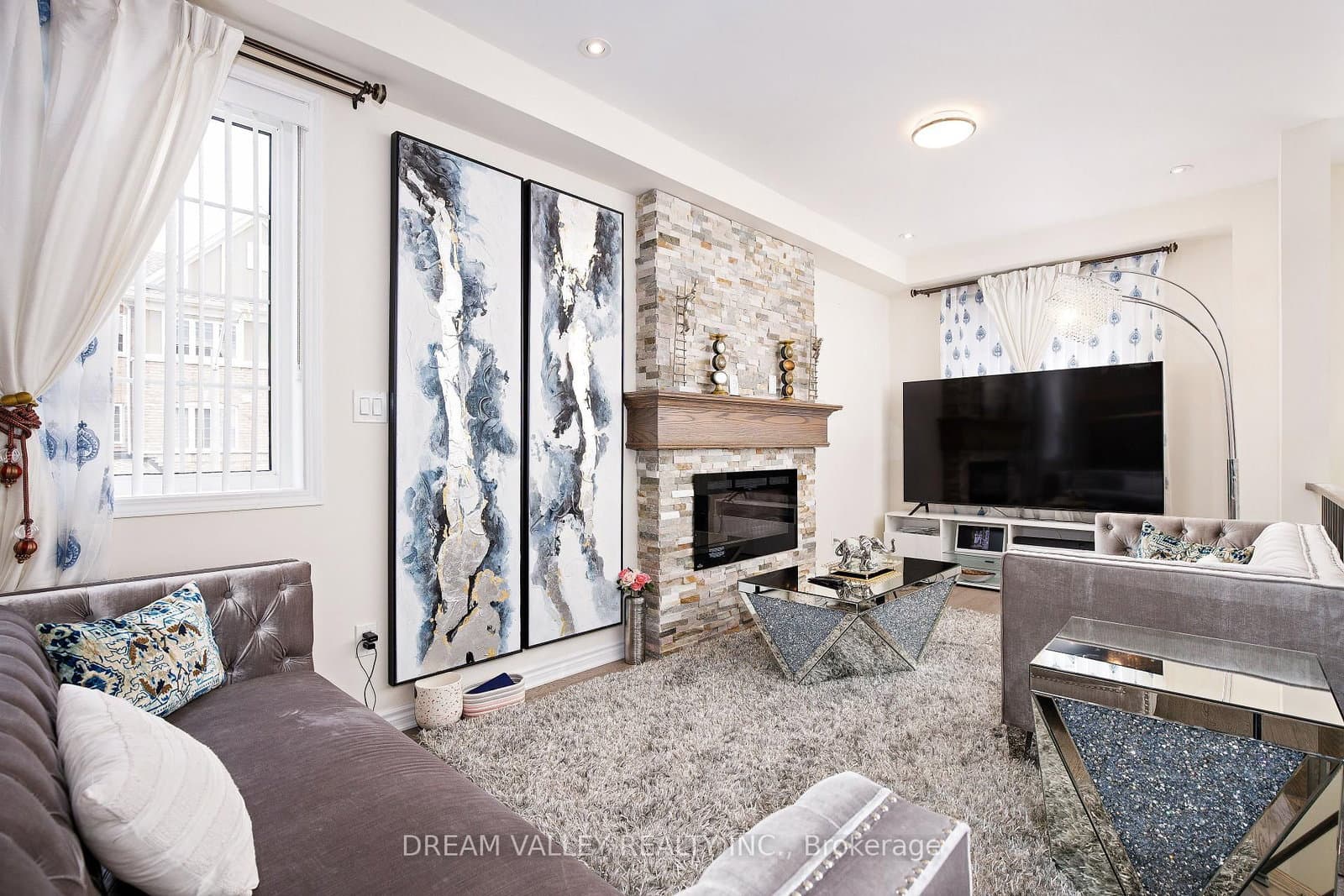 88 Jolly Way - Image 3