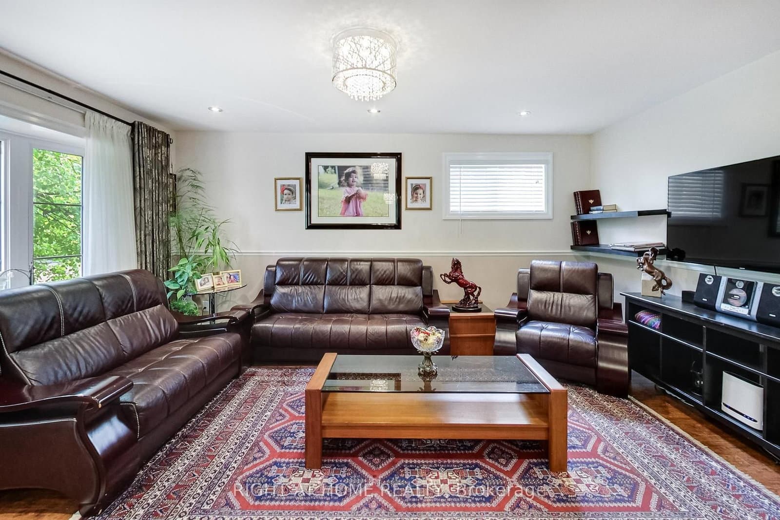 8 Suraty Avenue - Image 3