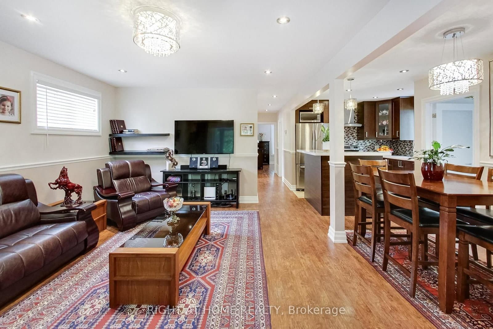 8 Suraty Avenue - Image 4