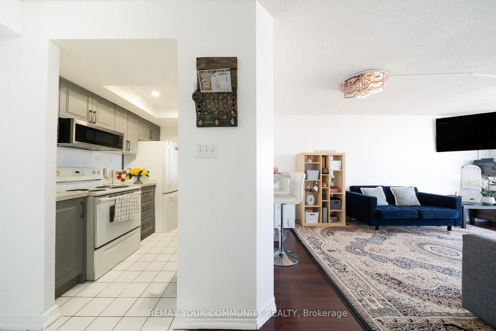 1470 Midland Avenue, Unit 1609 - Image 4