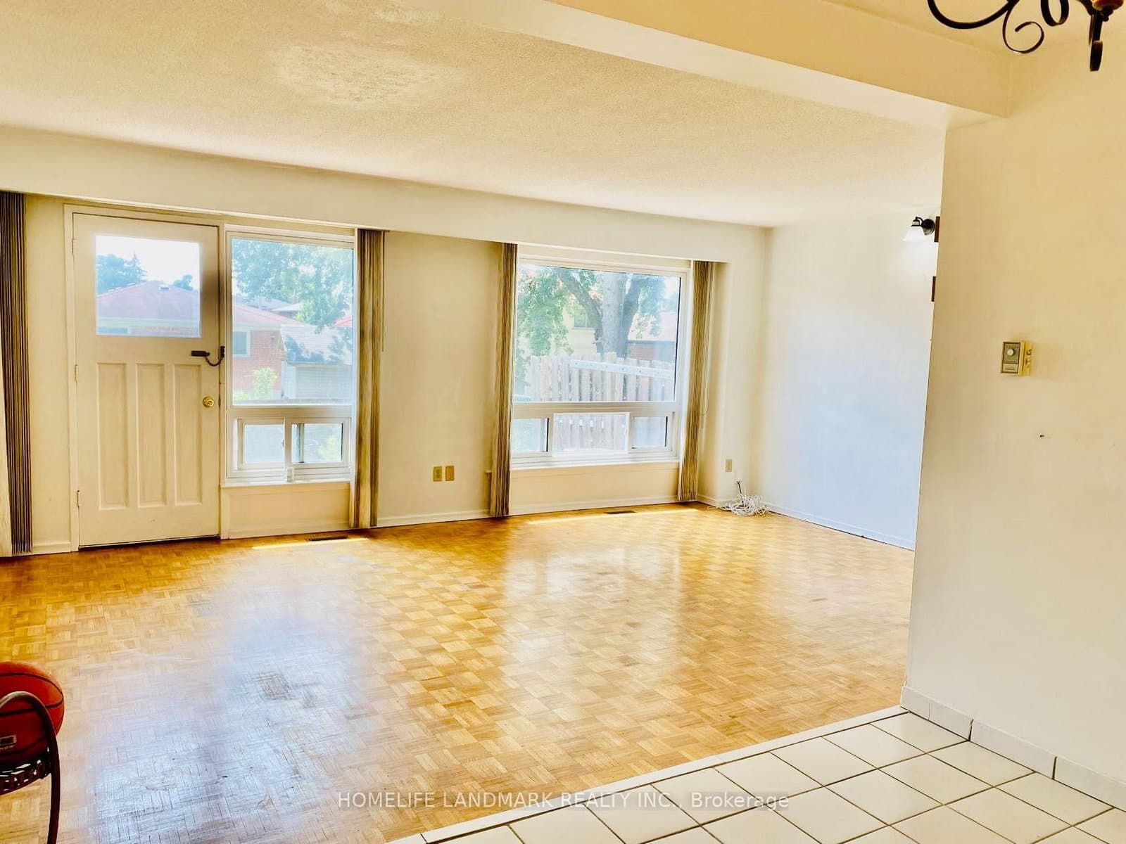 155 Corinthian Boulevard - Image 2