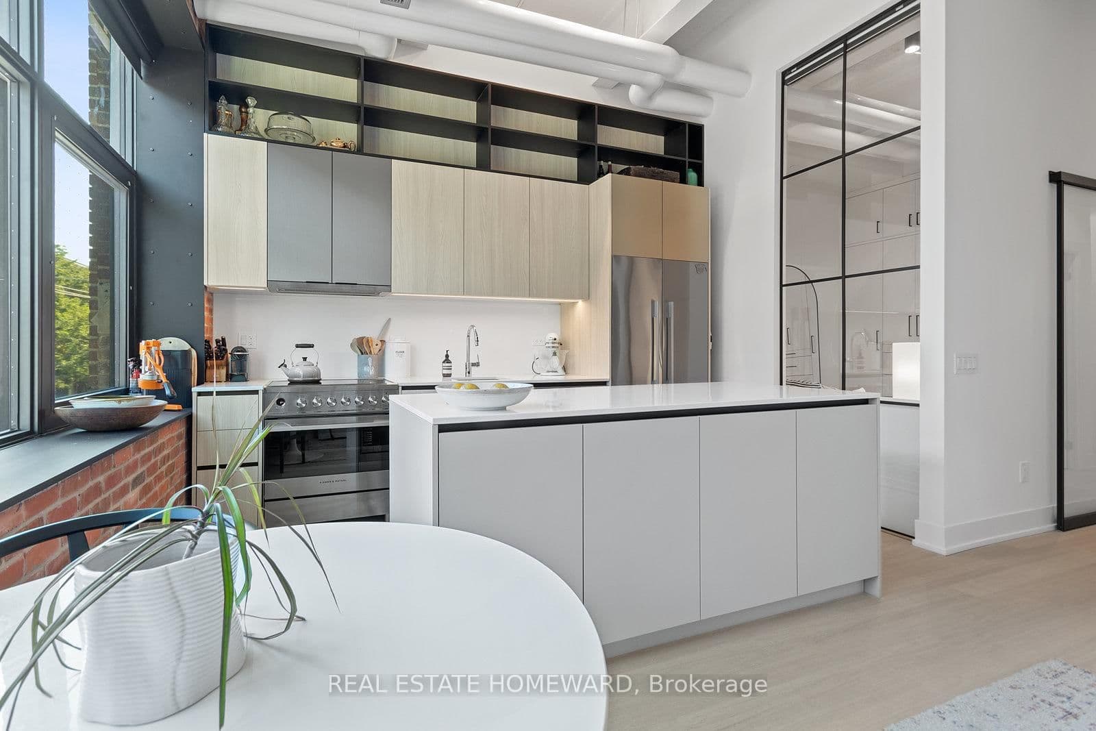 150 Logan Avenue, Unit 207 - Image 4