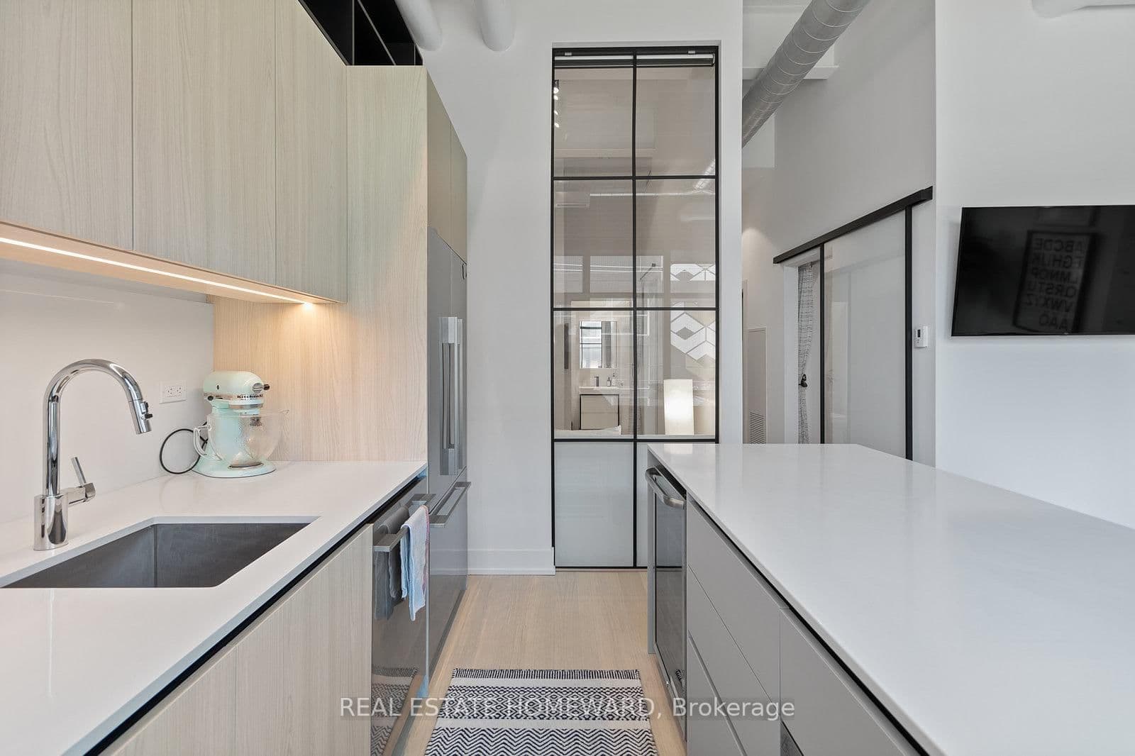150 Logan Avenue, Unit 207 - Image 6