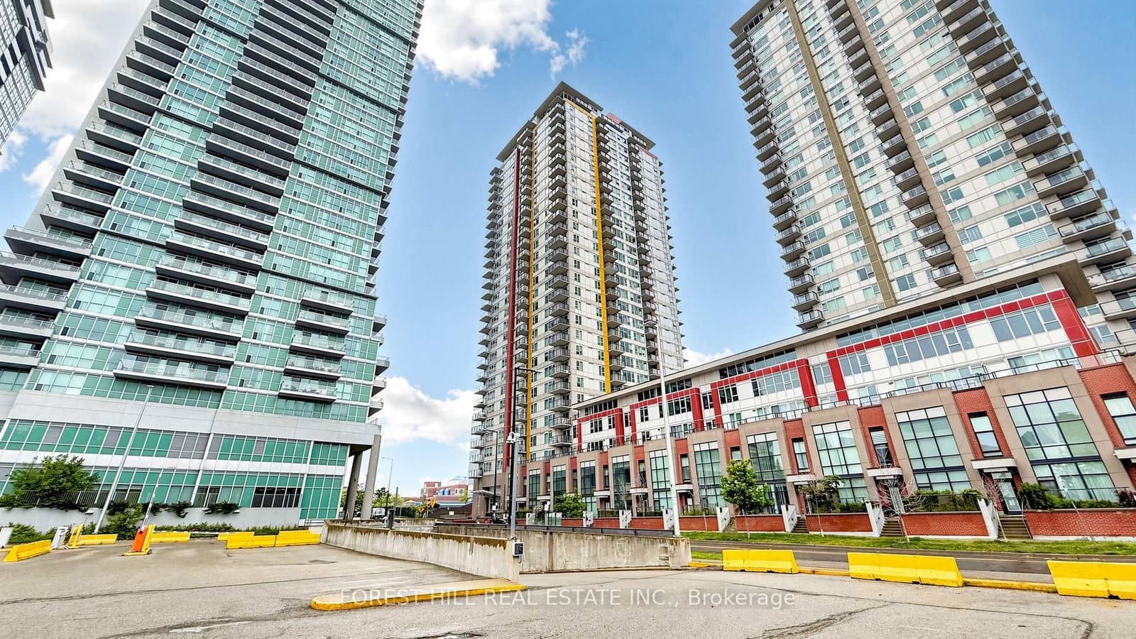 25 Town Centre Court, Unit 325 - Image 1
