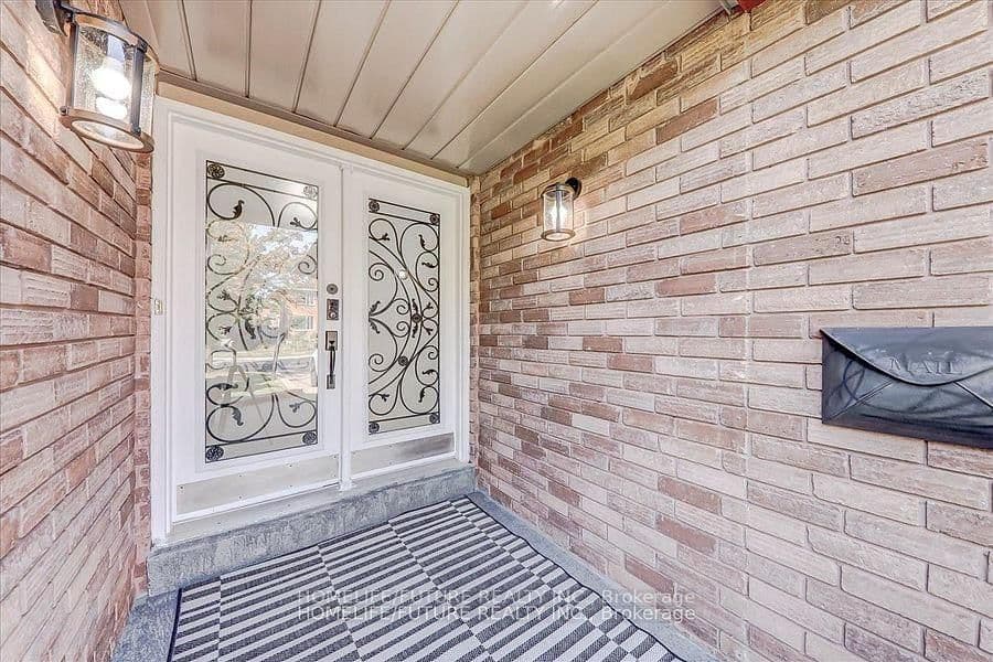 27 Sugarbush Square - Image 5