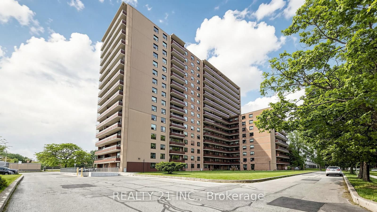 180 Markham Road, Unit 819 - Image 2