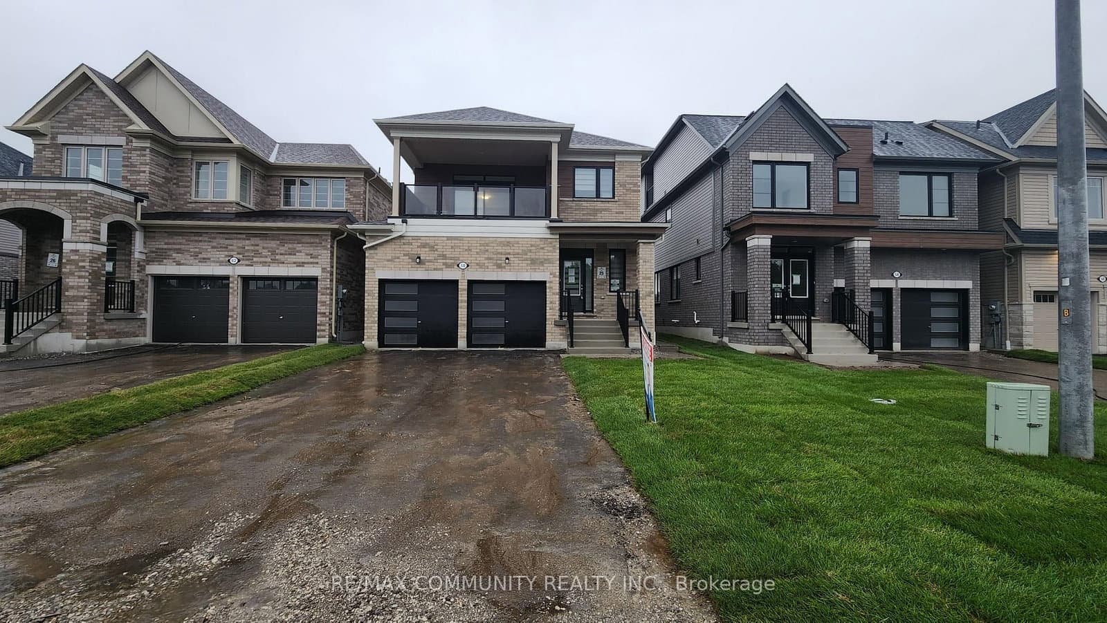 58 Donald Cameron Crescent, Unit A - Image 1
