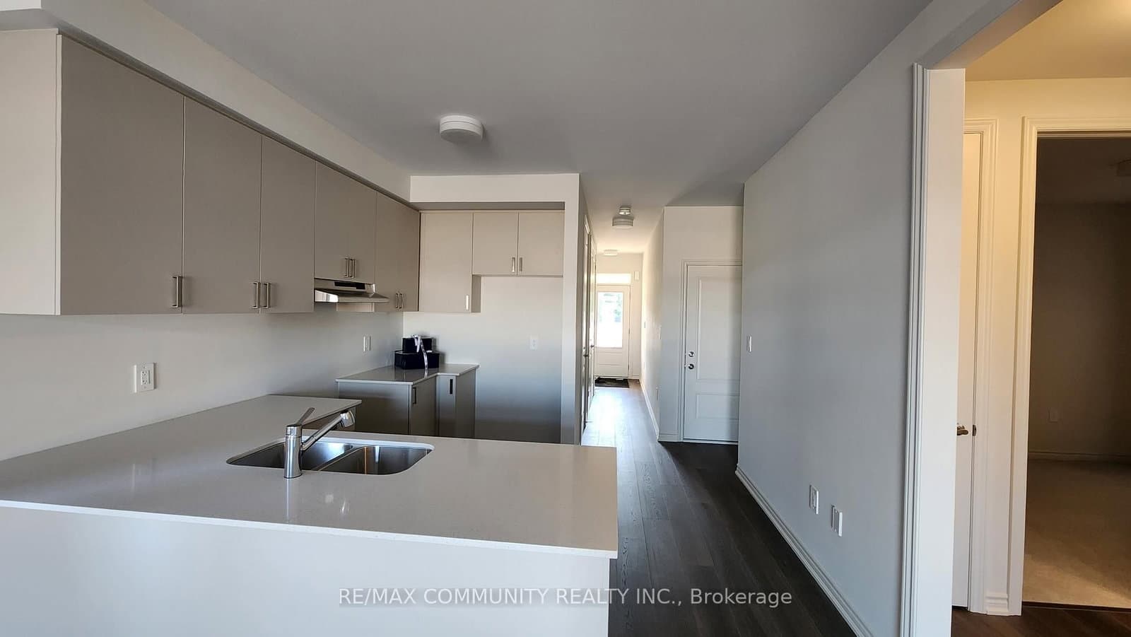 58 Donald Cameron Crescent, Unit A - Image 2