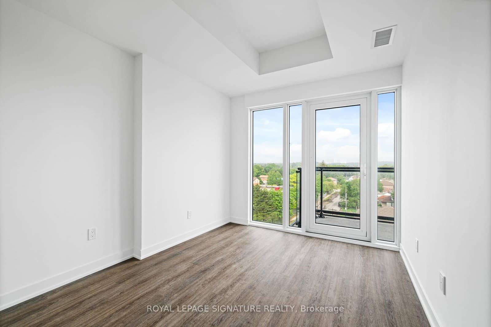 4569 Kingston Road, Unit 706 - Image 4