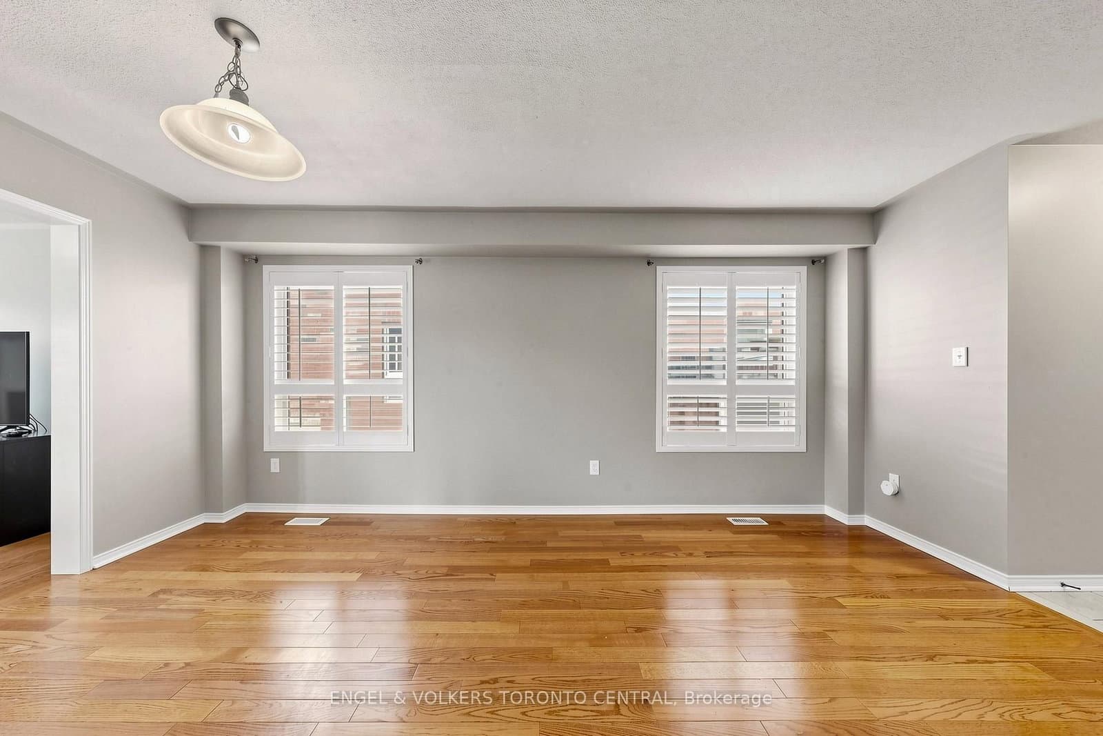 1628 PENNEL Drive - Image 5