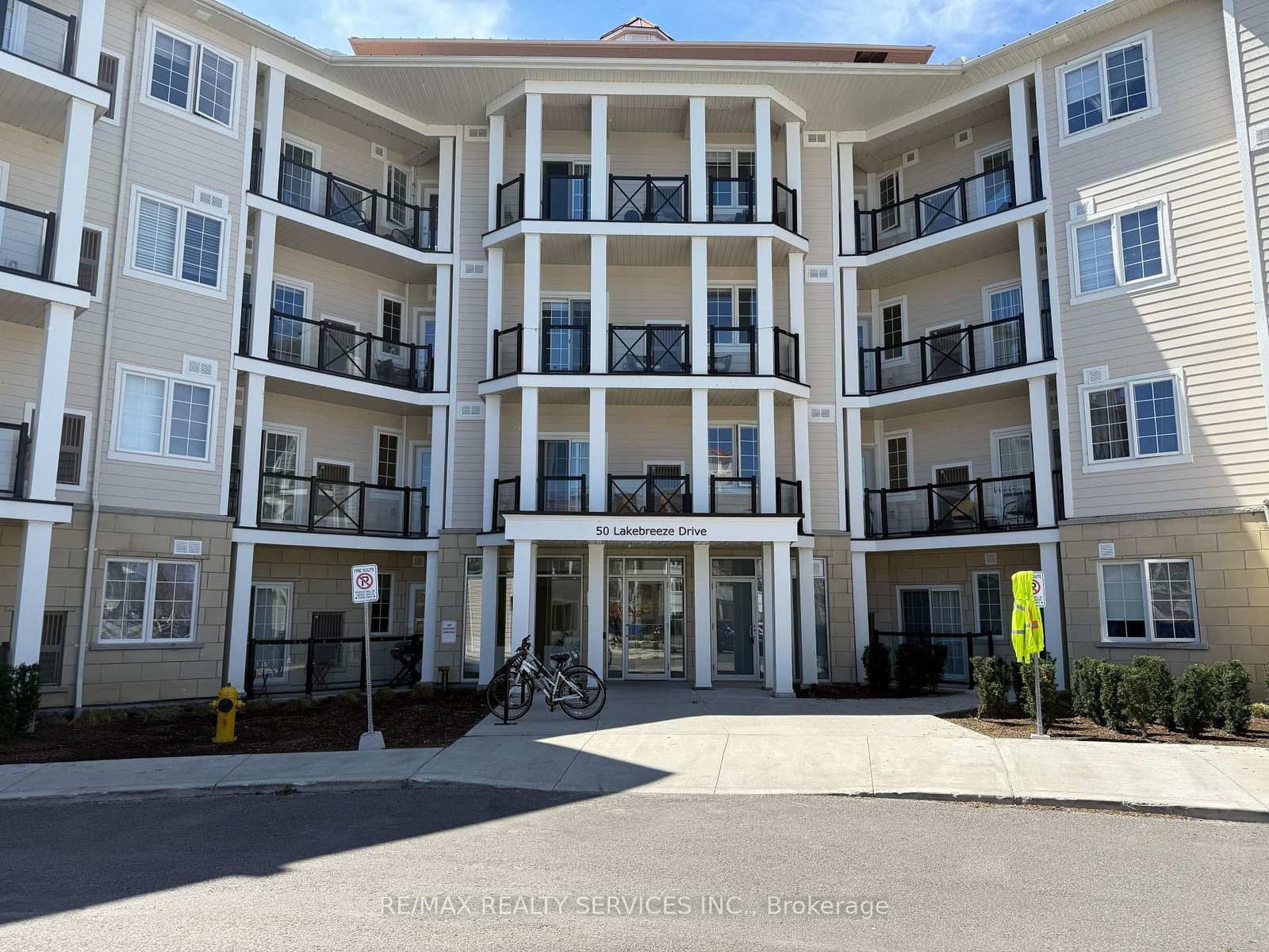 50 Lakebreeze Drive, Unit 229 - Image 1