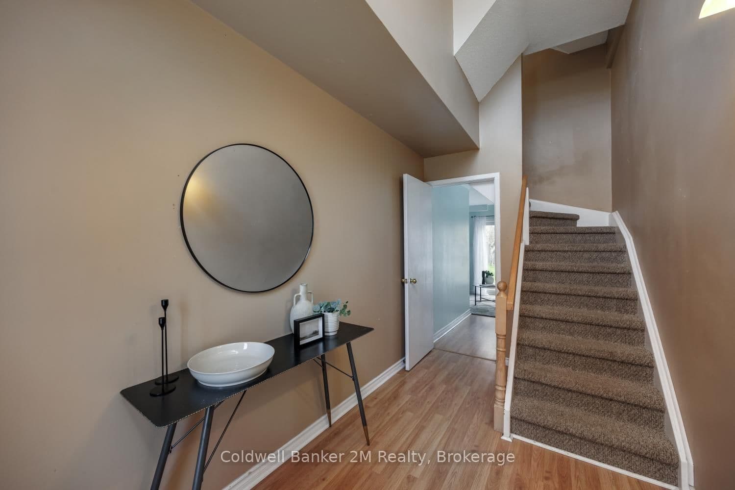 72 Parklane Circle - Image 2